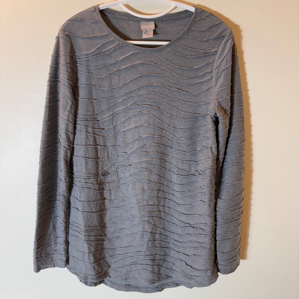 Chico's Textured Wave Long Sleeve Top Size 0 Small Gray